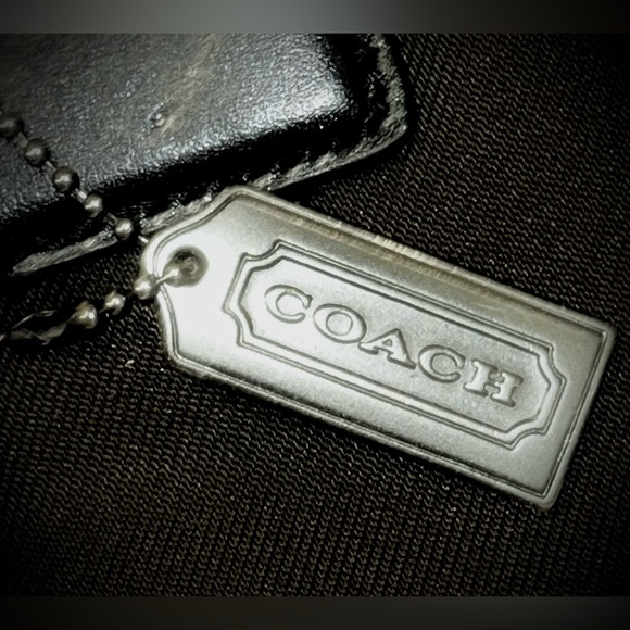 COACH Greenwich Tote Shoulder Bag (1999) with Vintage Metal Hang Tag - Picture 11 of 12